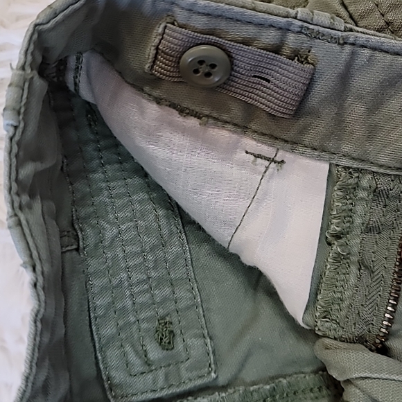 Boy shorts, Toddler, BabyGap size 2T - Picture 6 of 7